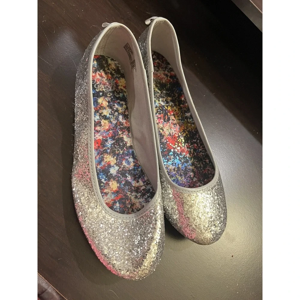 Faded Glory Girl's Slip-On Silver‎ Glitter Dress Shoes size 6 Flats